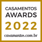 Selo do Prêmio Casamentos Awards 2022 de Melhor Traje do Noivo conquistado pela Ternos Curitiba.